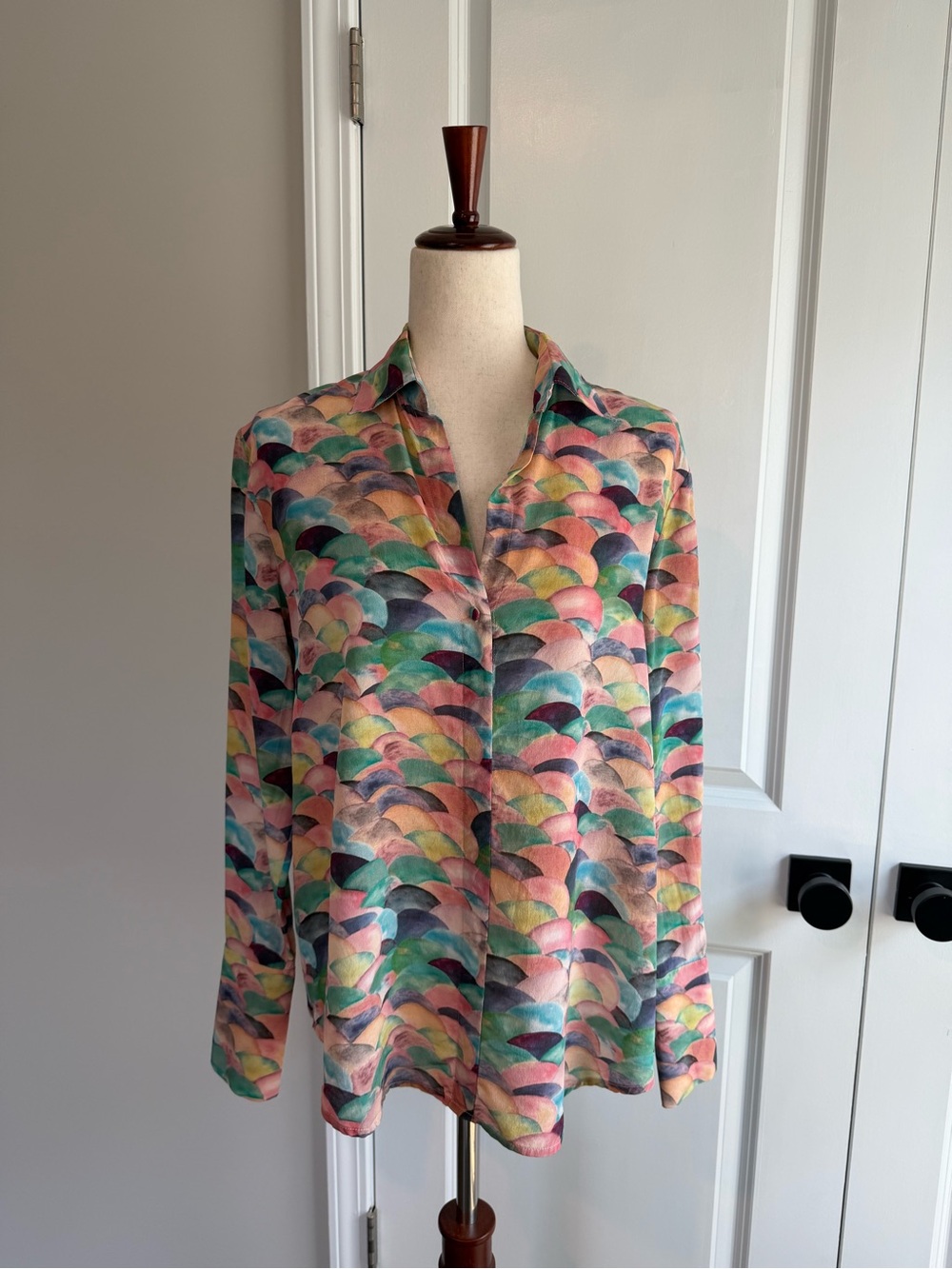 Catherine Gee Women’s Daria French Cuff Silk Blouse Lima Mulicolored Size Small